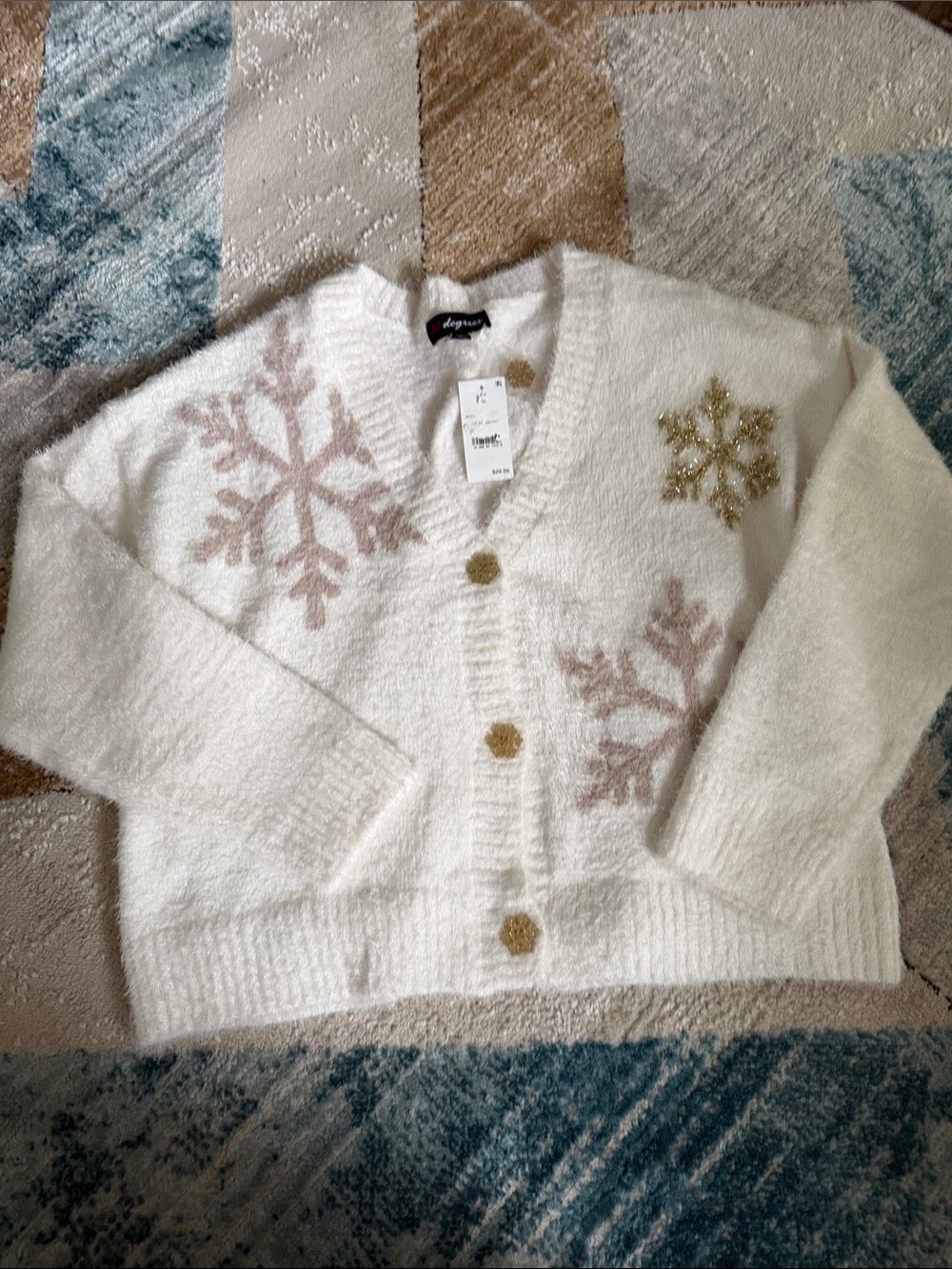 Women’s sweater